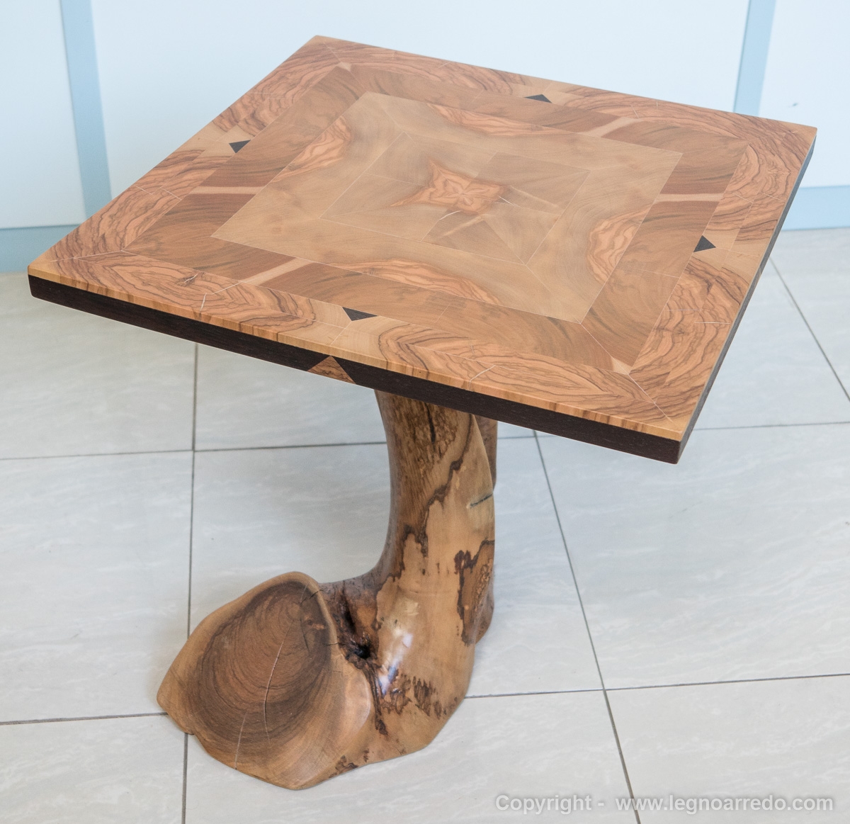 Tavolino Design - AT02 - 49,3 cm x 49,3 cm