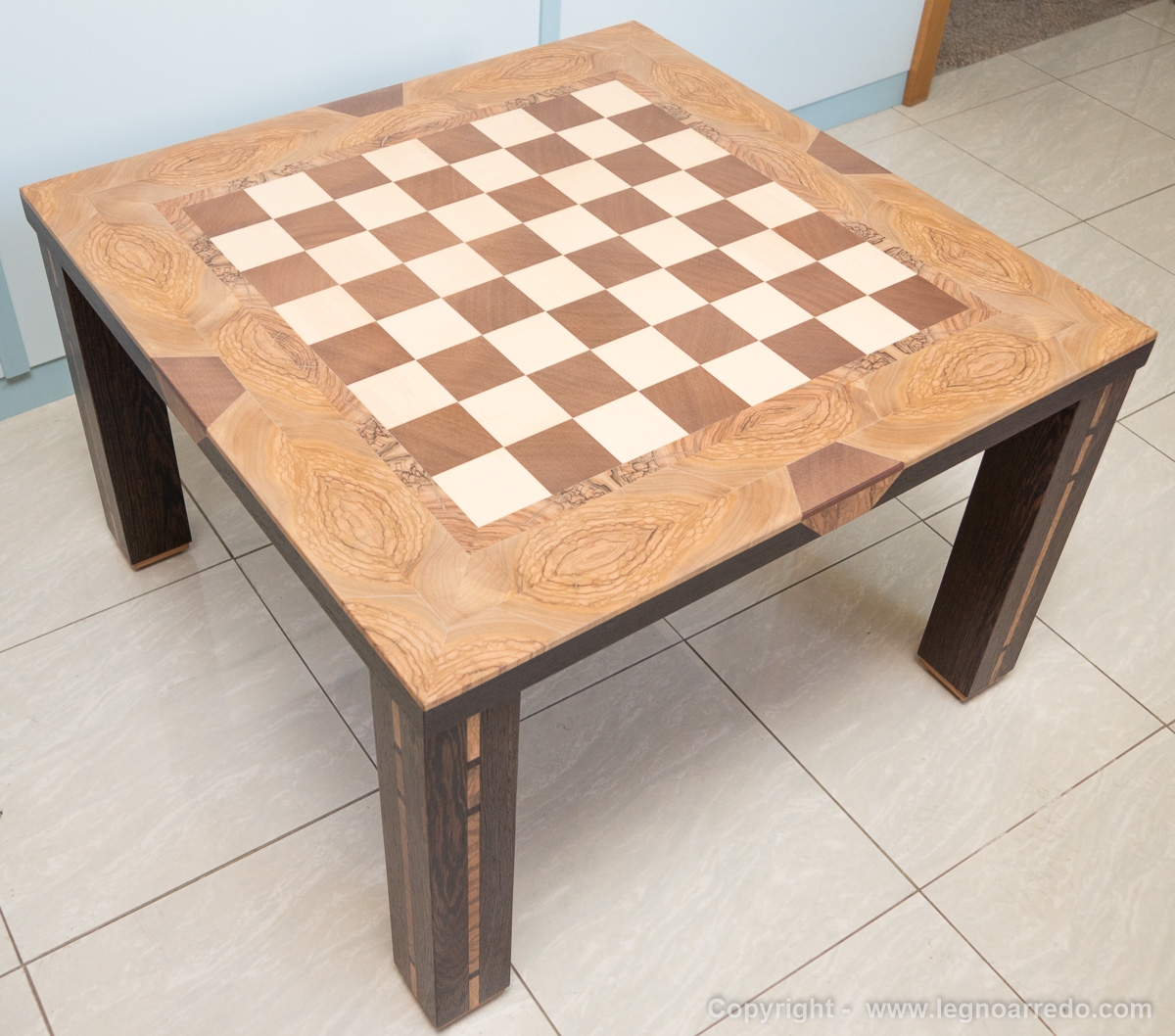 Tavolino Design - AT10 - 79,5 cm x 79,5 cm